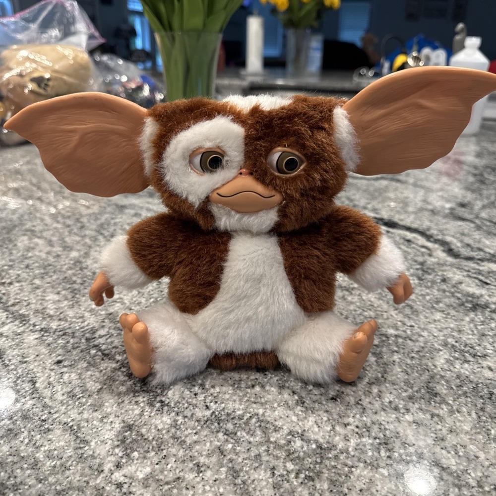 NECA Gremlins Gizmo Singing & Dancing Mogwai Plush (Sound Only Works ) #3